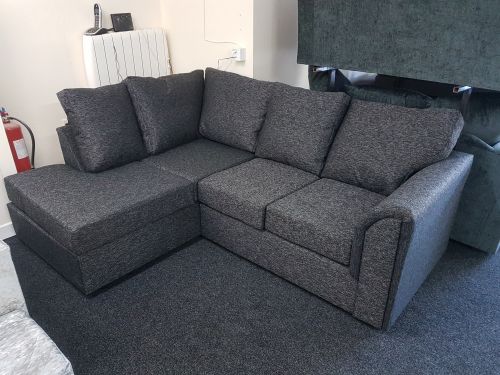 Click Here To Enlarge This Photo Of Byron corner