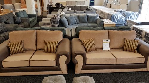 Click Here To Enlarge This Photo Of tangent 3+2 sofa set.