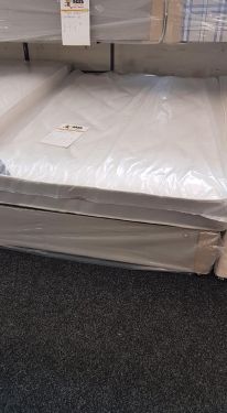 Click Here To Enlarge This Photo Of single 3ft cambridge divan set.
