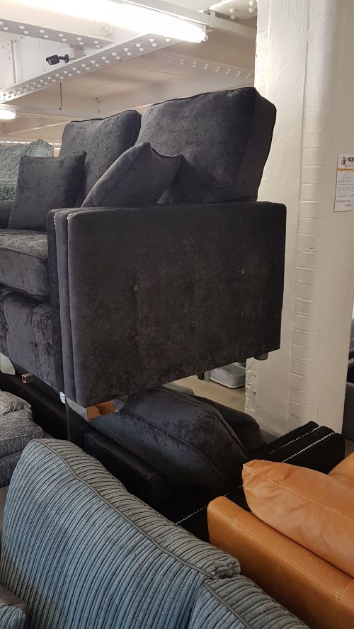 Click Here To Enlarge This Photo Of Westbury 3+2 Sofa Set.