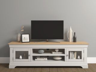 Bordeaux TV Stand.