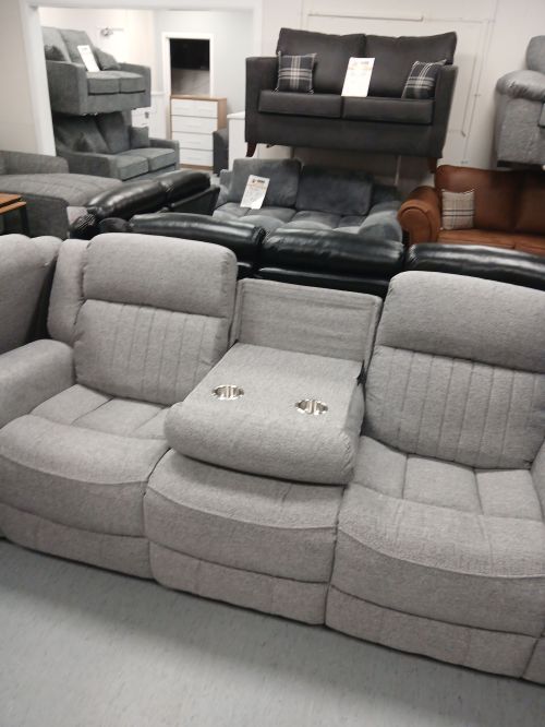 Click Here To Enlarge This Photo Of Lindon 3+2 Electric Reclier